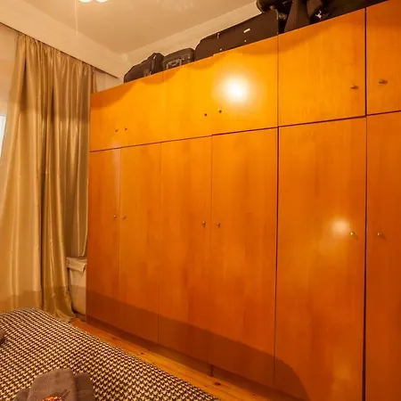 Amazing Super 120sq/m 2 Bedrooms *