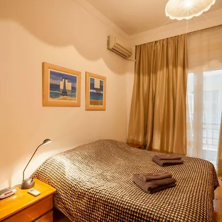 Amazing Super 120sq/m 2 Bedrooms *